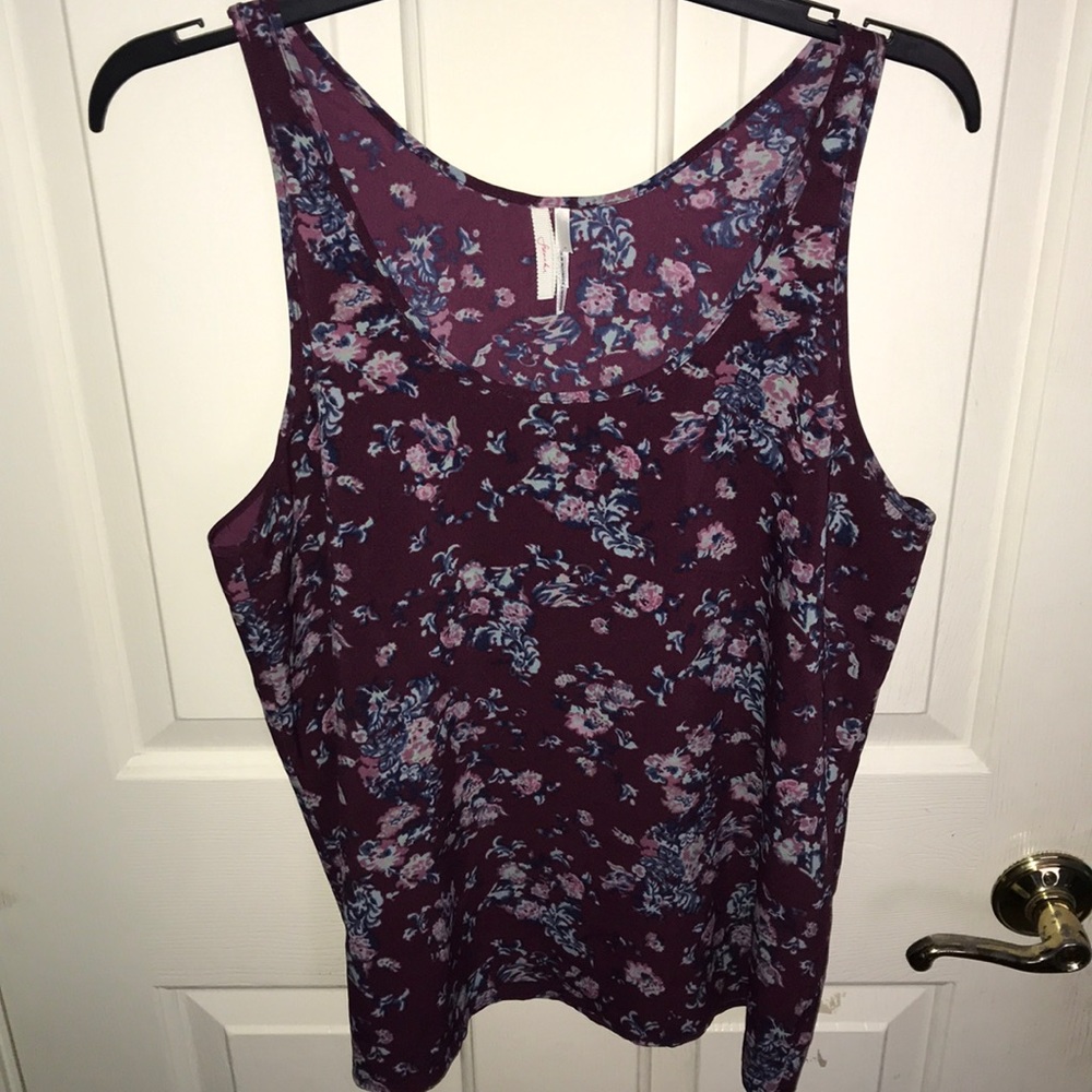 Scoop Neck Tank Top